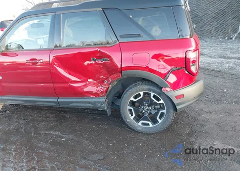 2021 Ford Bronco Sport Outer Banks z USA, uszkodzony, nr VIN 3FMCR9C68MRA76834